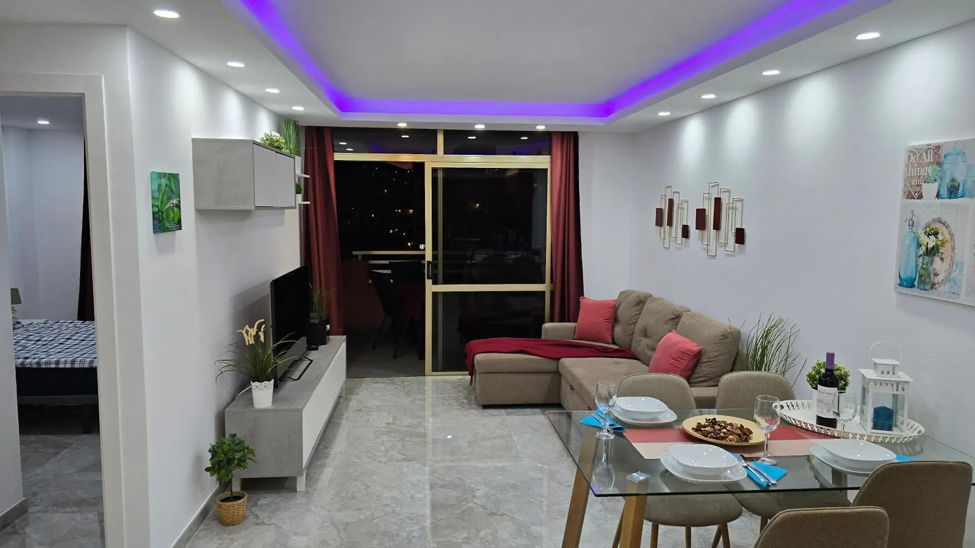 לוס כריסטיאנוס Apartment Eden Mit Beheiztem Pool, Luxurioese Ausstattung Mit Marmorboden, Marmorbadezimmer  לוס כריסטיאנוס