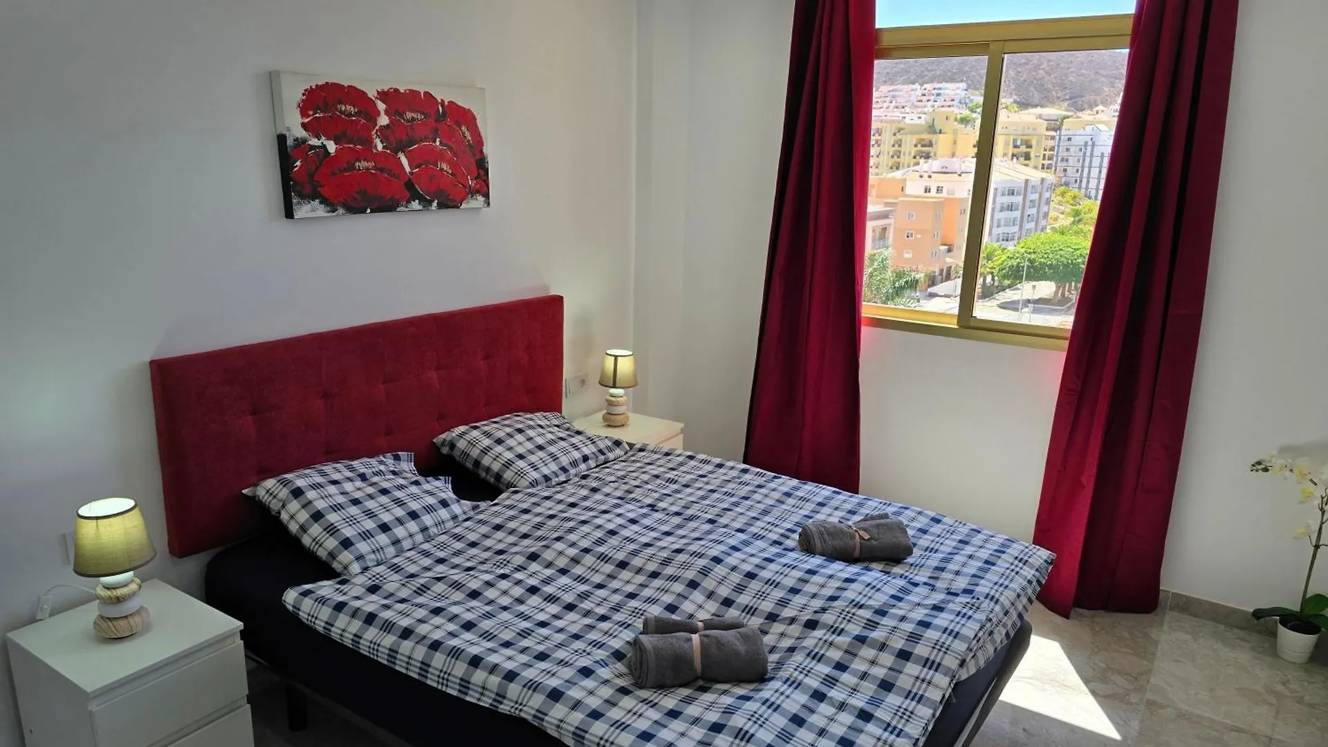 לוס כריסטיאנוס Apartment Eden Mit Beheiztem Pool, Luxurioese Ausstattung Mit Marmorboden, Marmorbadezimmer